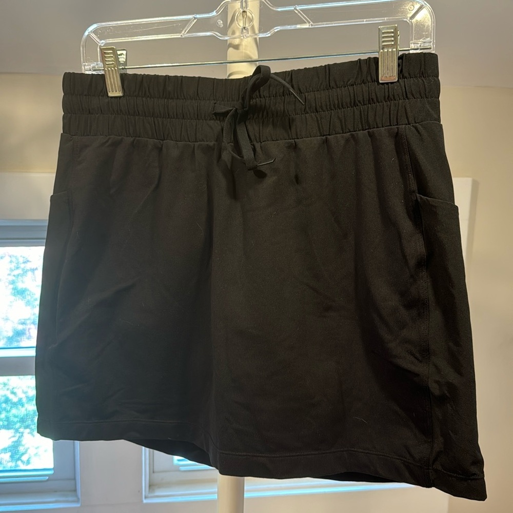 Athleta Black Excursion Hybrid Drawstring Skort S… - image 5